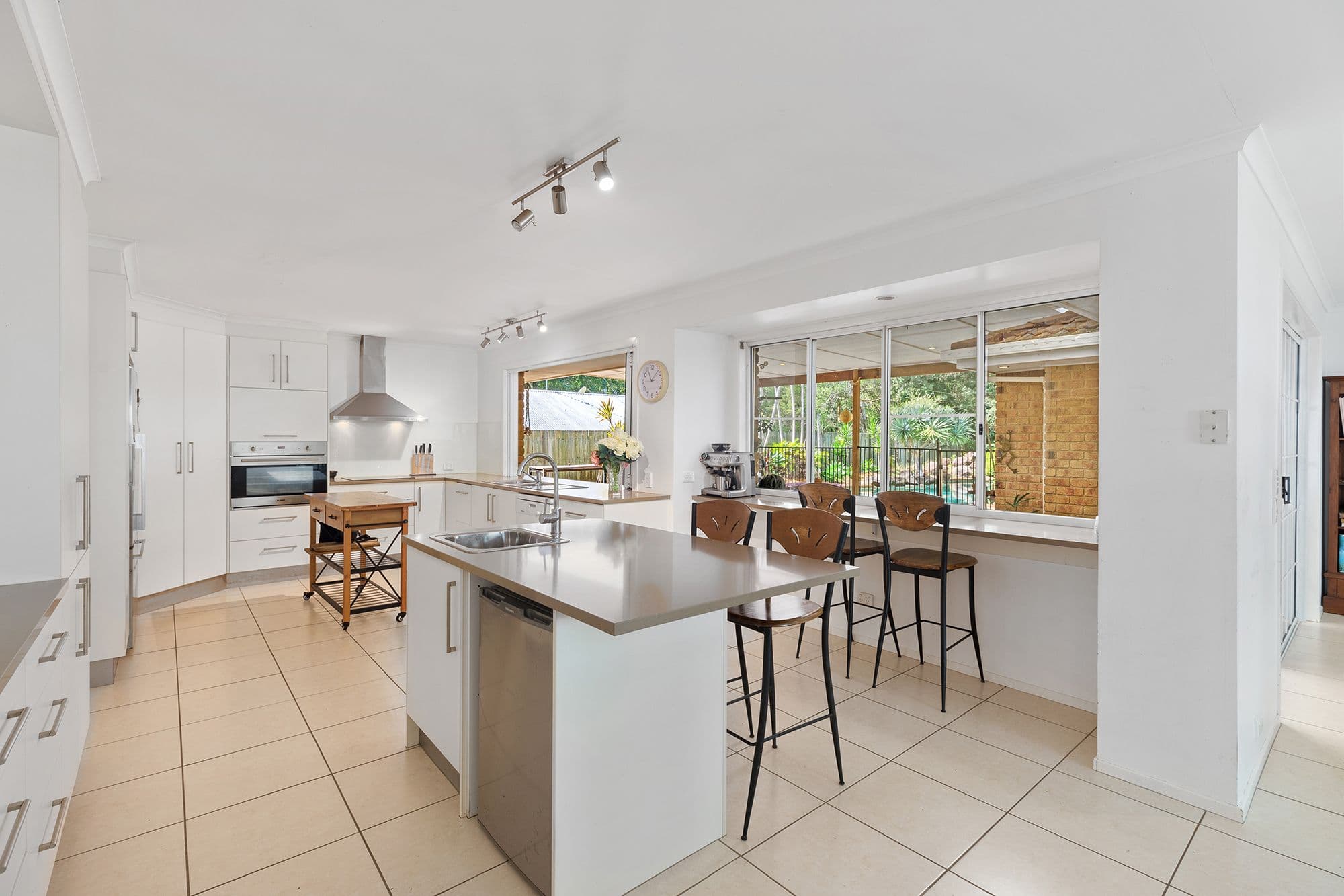 24 Cedarleigh Drive, Tewantin QLD 4565, Tewantin - Thumbnail 3