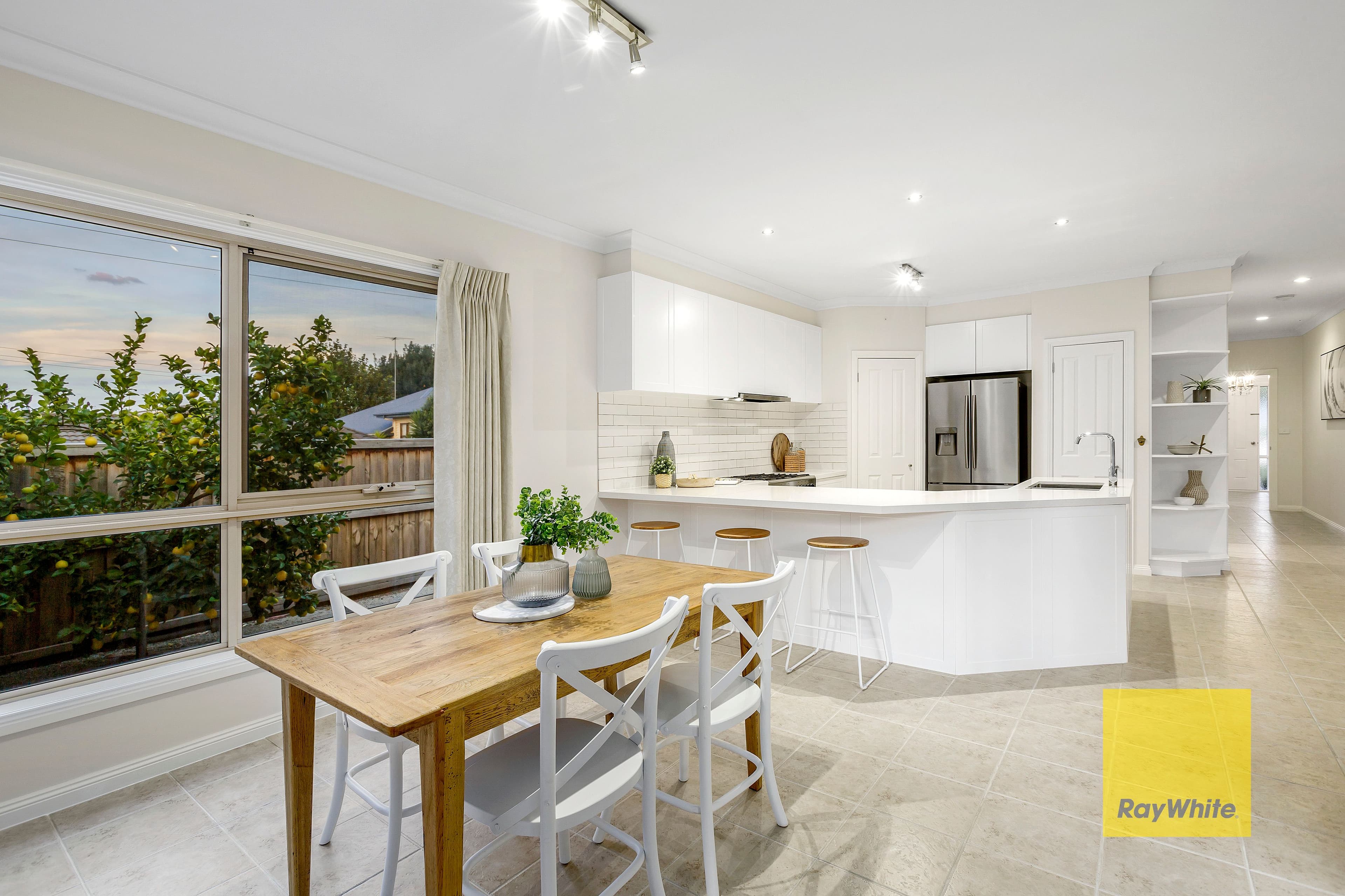 13-15 Cedarville Close, Highton VIC 3216, Highton - Thumbnail 4