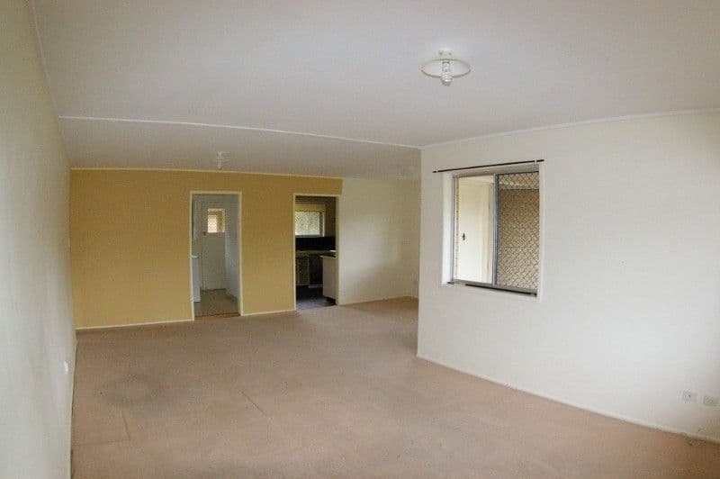 11 Lockyer Parade, DECEPTION BAY QLD 4508, Deception Bay - Thumbnail 6