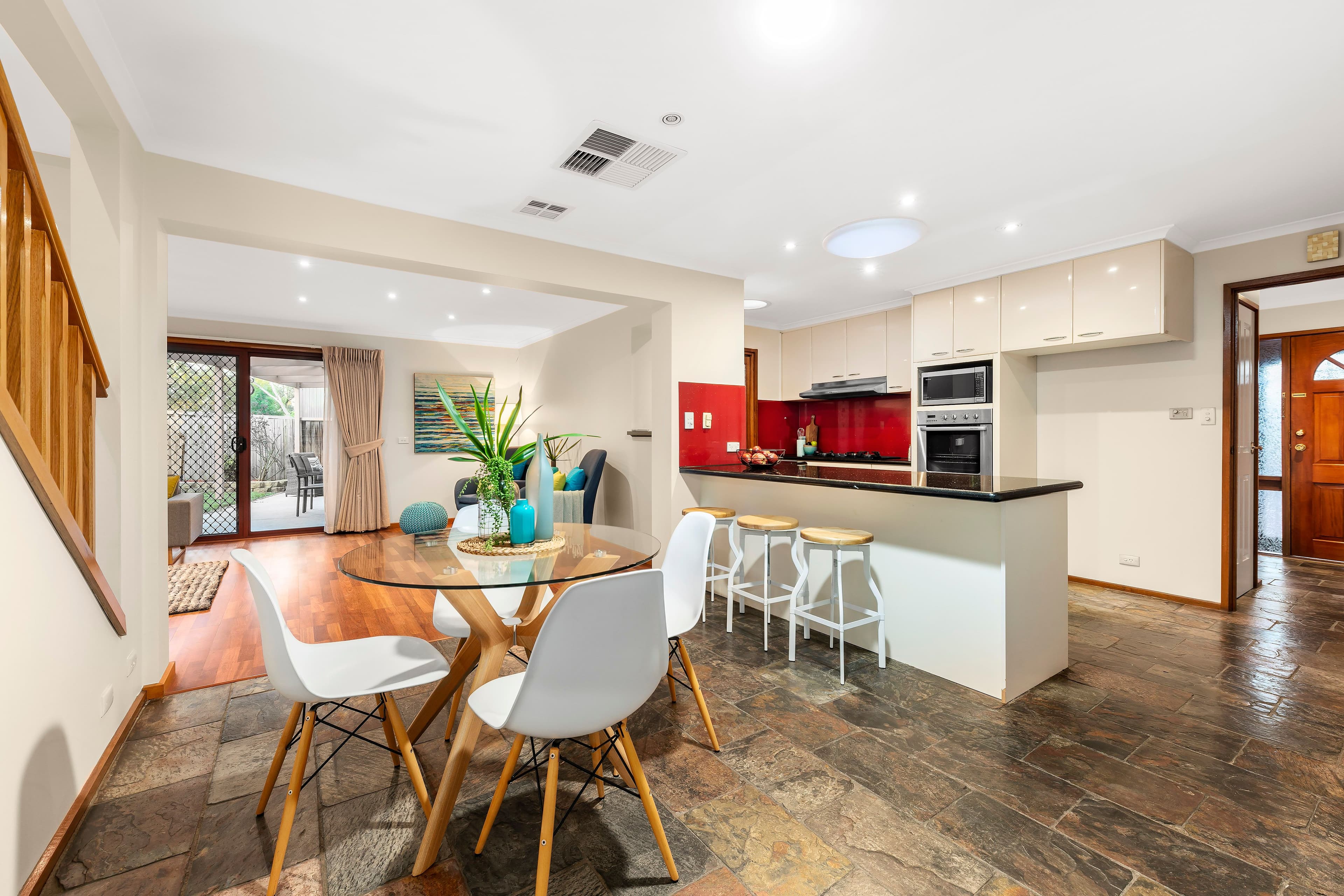 7 Milbrey Close, Wantirna South VIC 3152, Wantirna South - Thumbnail 3