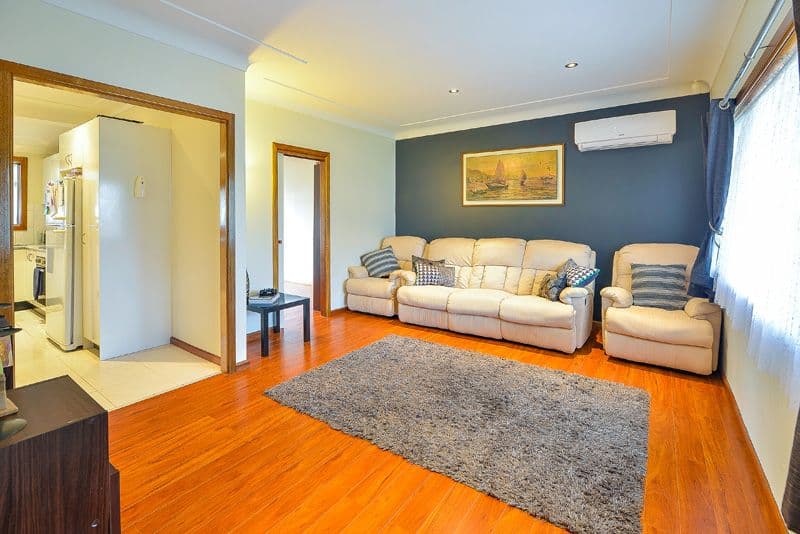 31 Hoddle Avenue, CAMPBELLTOWN NSW 2560, Campbelltown - Thumbnail 2
