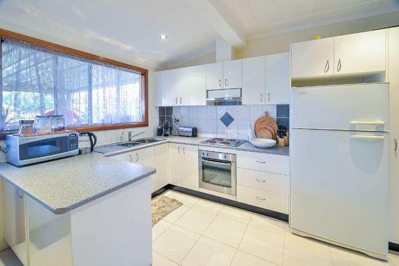 31 Hoddle Avenue, CAMPBELLTOWN NSW 2560, Campbelltown - Thumbnail 4