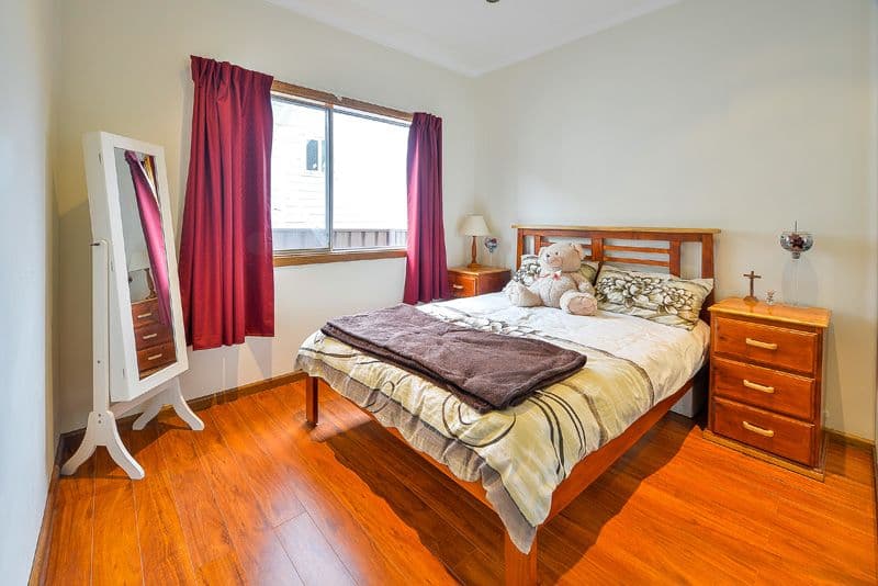 31 Hoddle Avenue, CAMPBELLTOWN NSW 2560, Campbelltown - Thumbnail 6