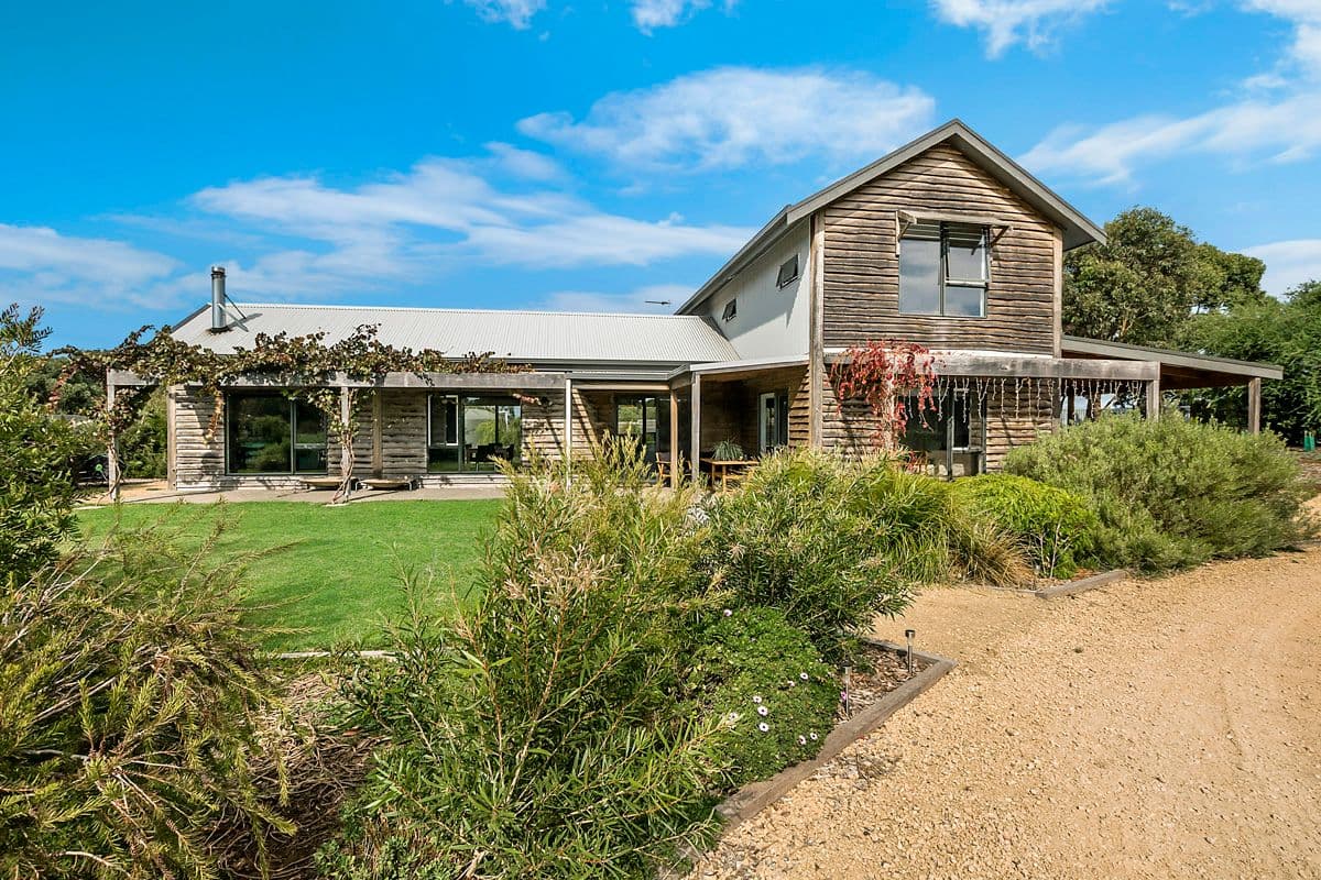 378 Koroit-Port Fairy Road, Crossley VIC 3283, Crossley - Thumbnail 3
