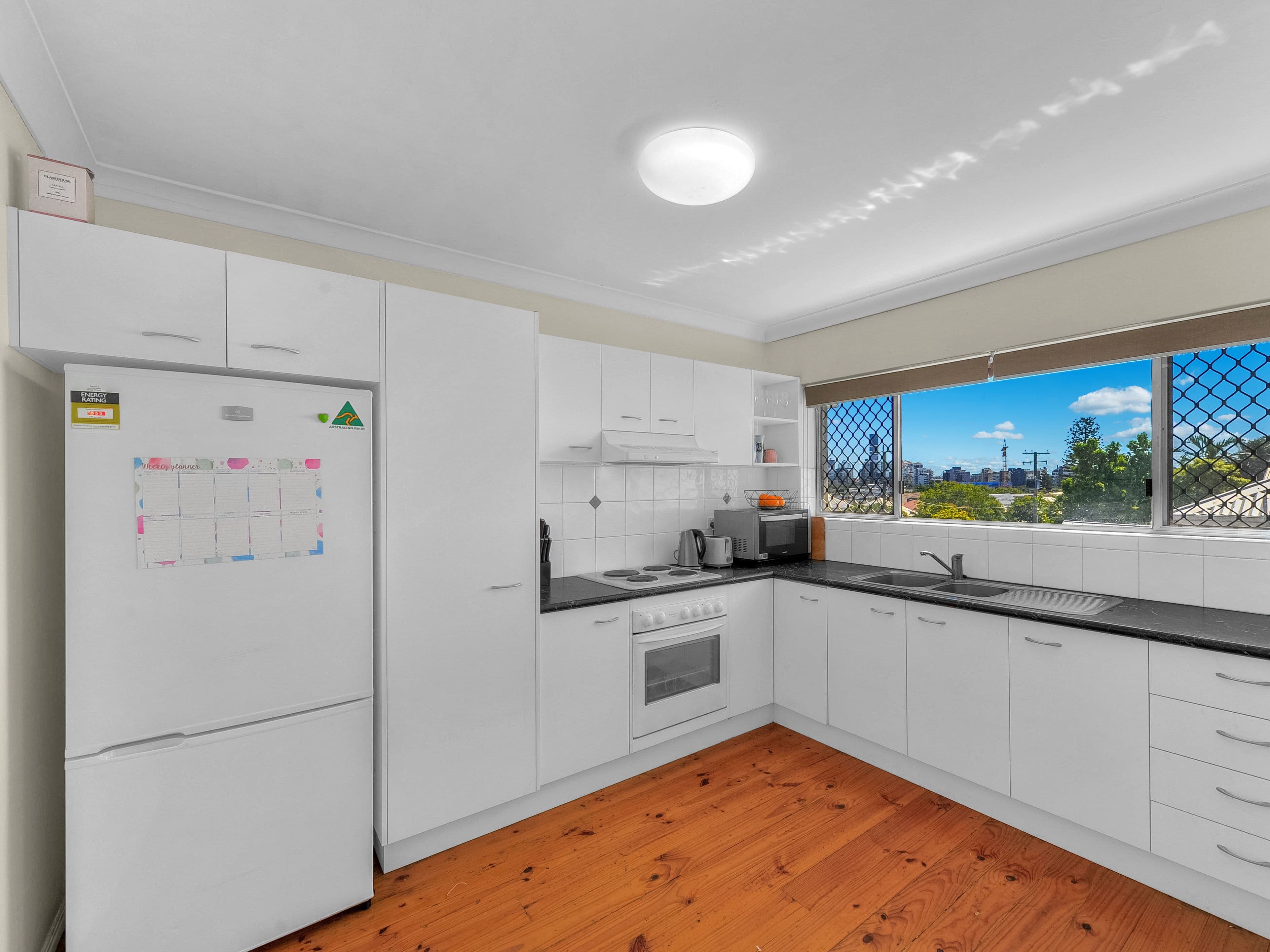 13 Elfin Street, East Brisbane QLD 4169, East Brisbane - Thumbnail 6