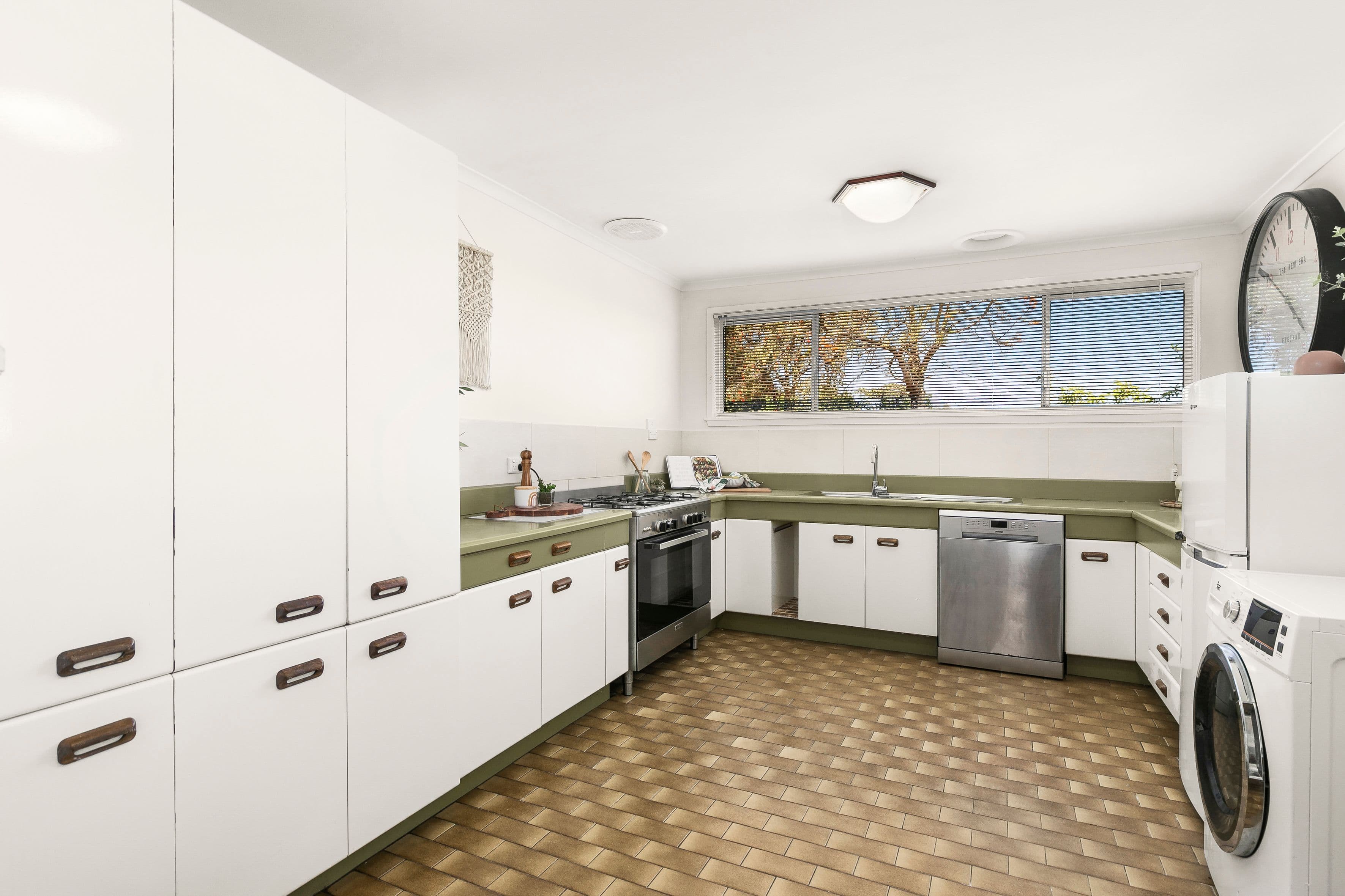 22 Hendricks Crescent, Jacana VIC 3047, Jacana - Thumbnail 4
