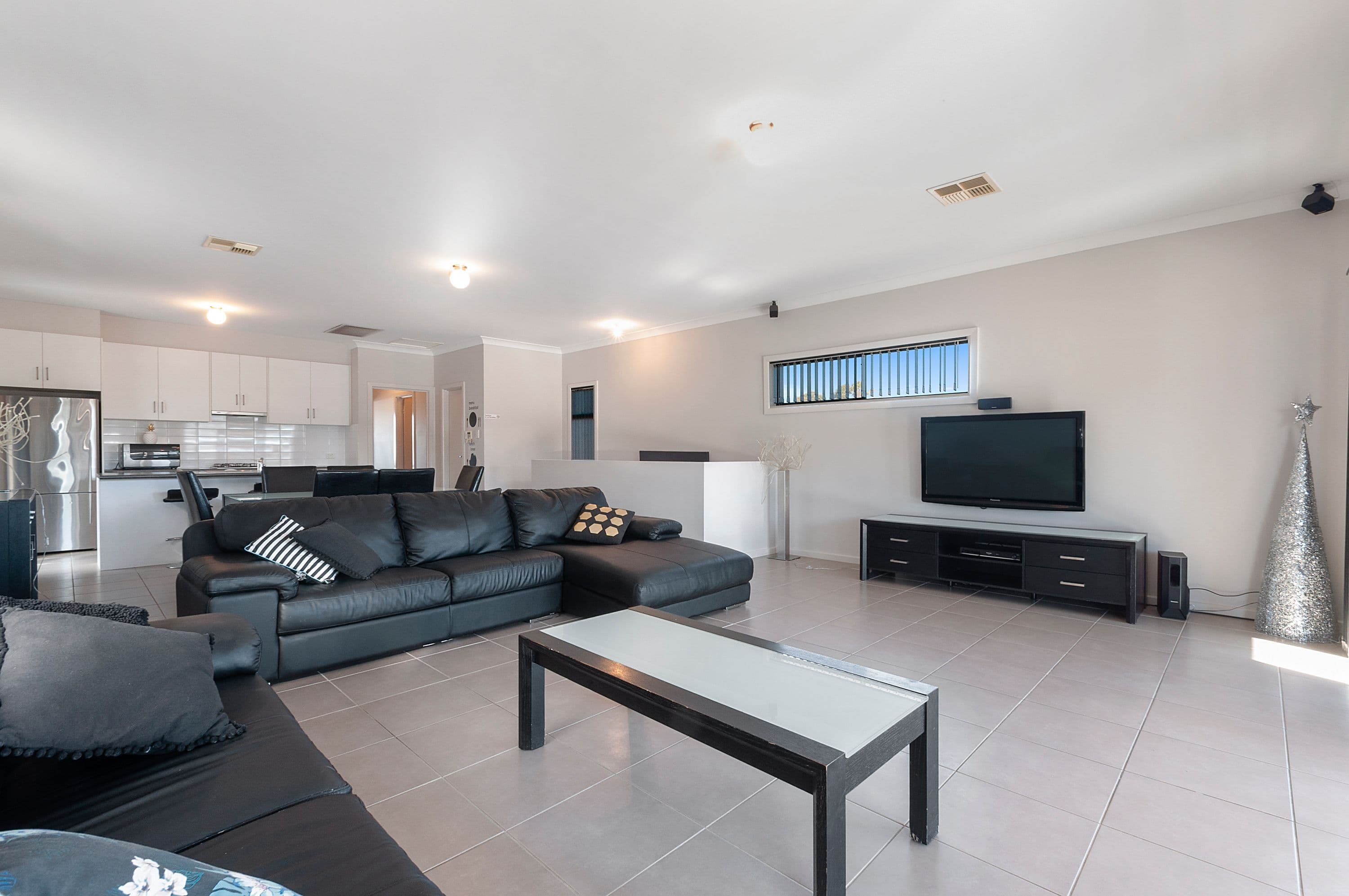 8A Richards Terrace, Port Hughes SA 5558, Port Hughes - Thumbnail 2