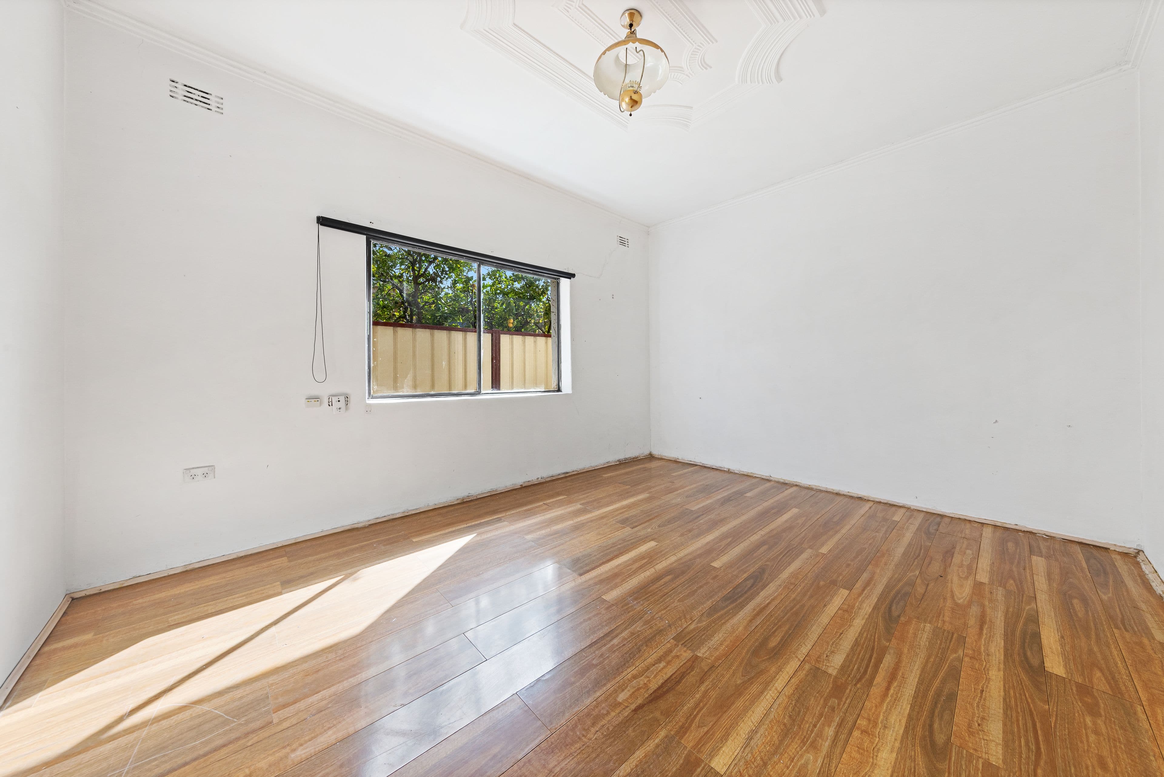 14 Erica Avenue, St Albans VIC 3021, St Albans - Thumbnail 3