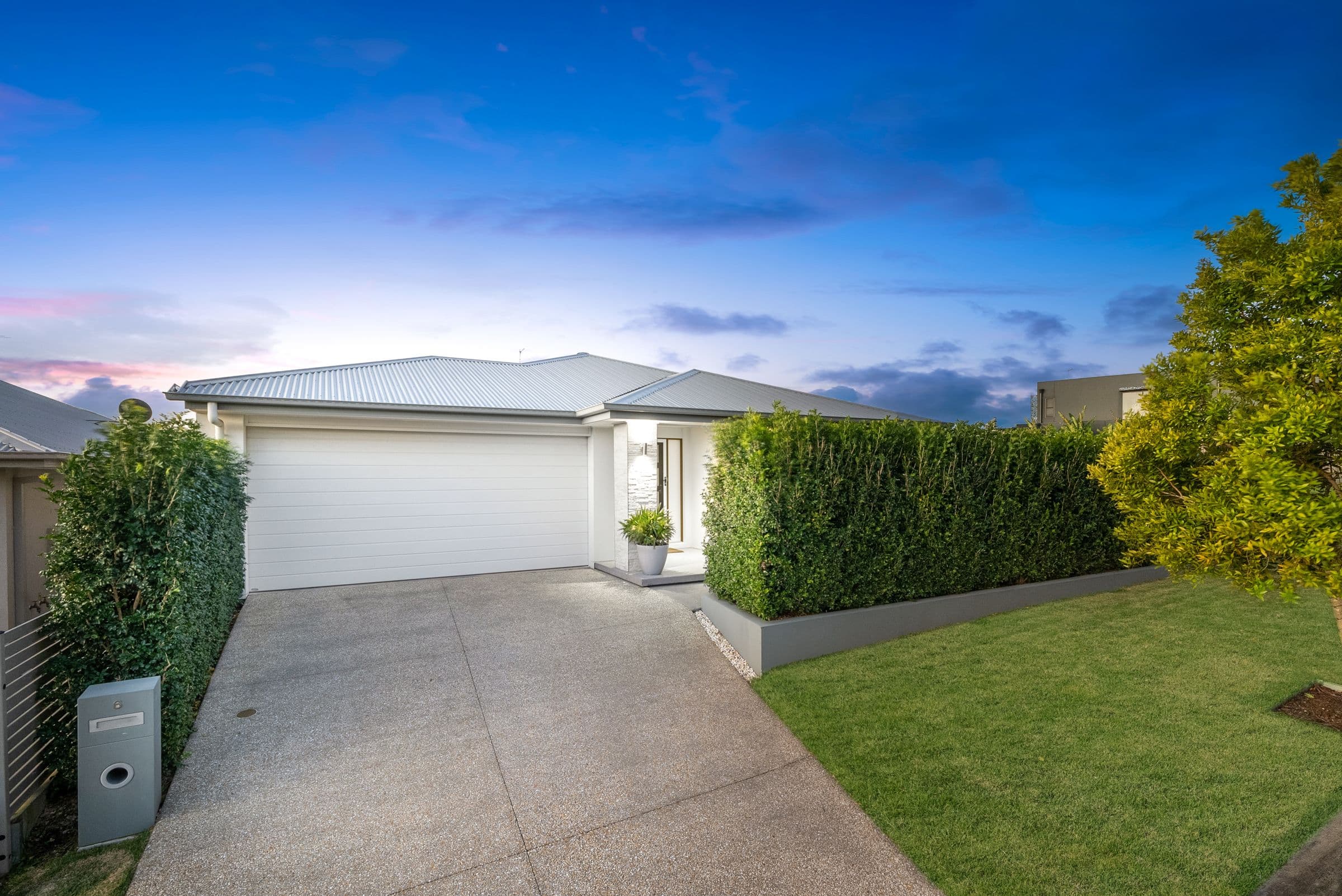 6 Superior Parade, Bridgeman Downs QLD 4035, Bridgeman Downs - Image 1