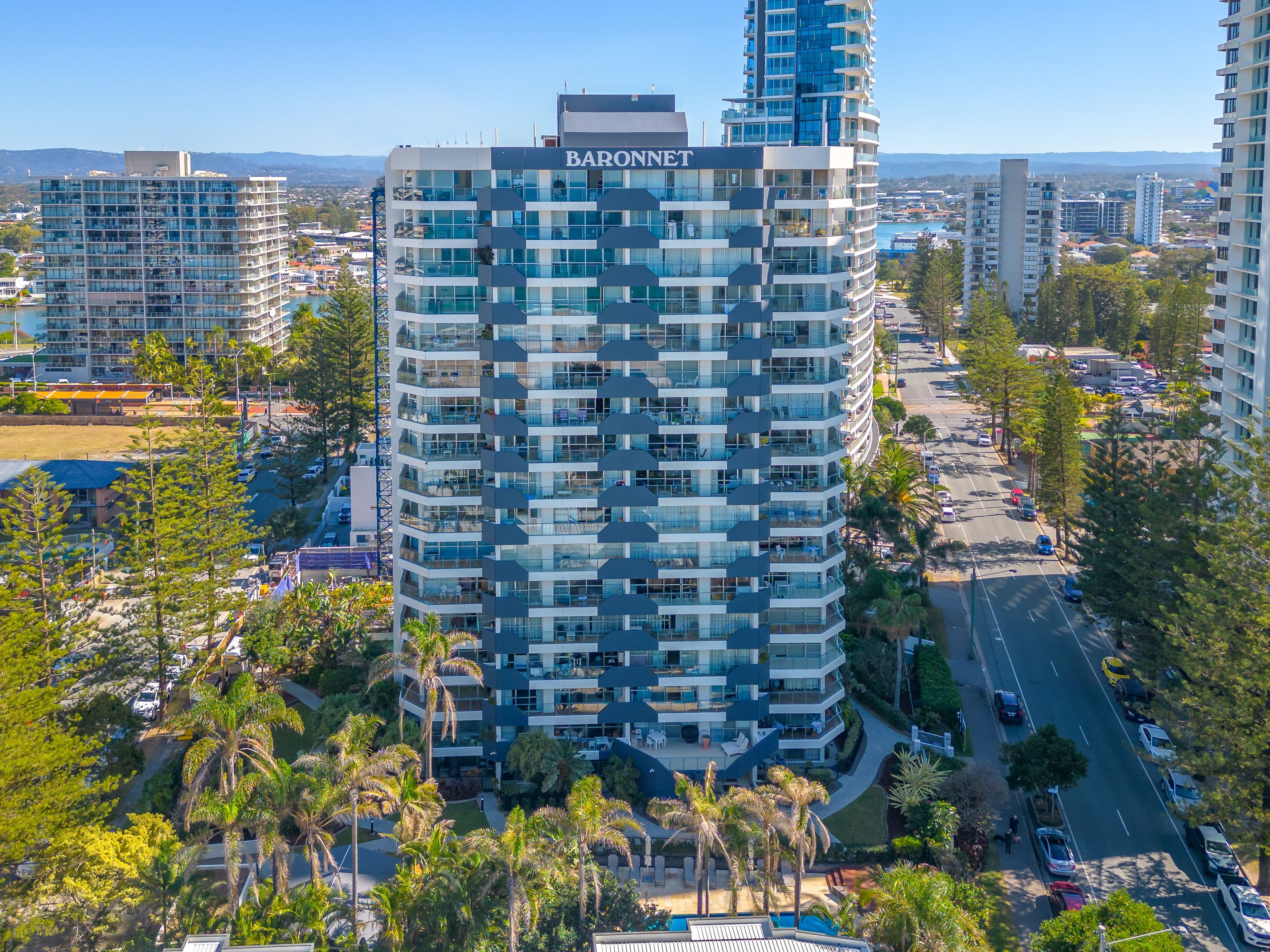 10 Enderley Avenue, Surfers Paradise QLD 4217, Surfers Paradise - Thumbnail 3