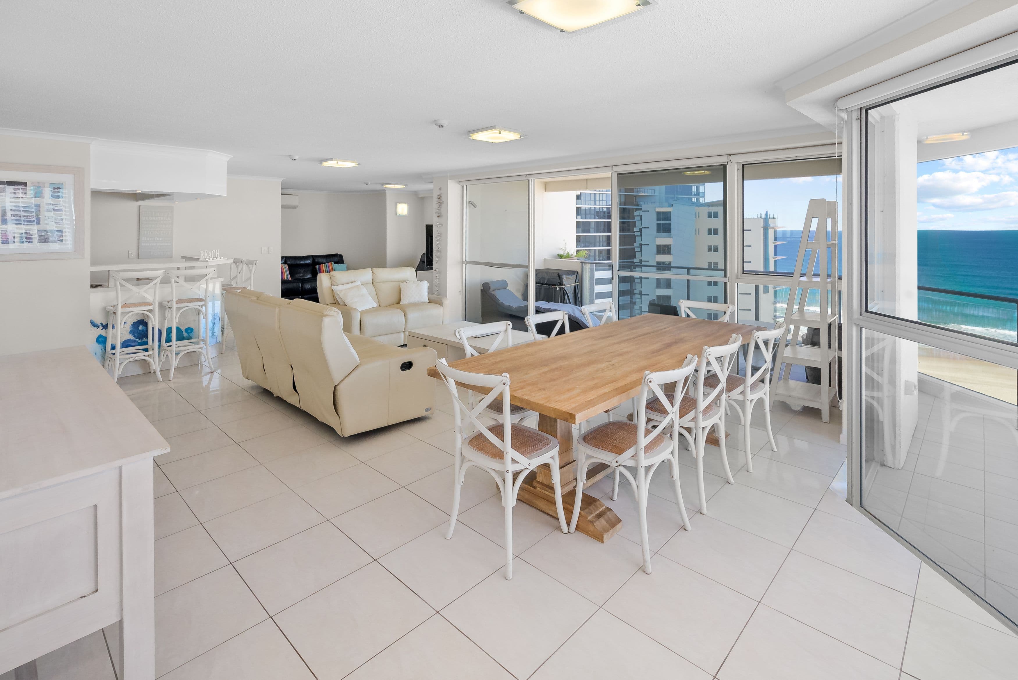 10 Enderley Avenue, Surfers Paradise QLD 4217, Surfers Paradise - Thumbnail 7