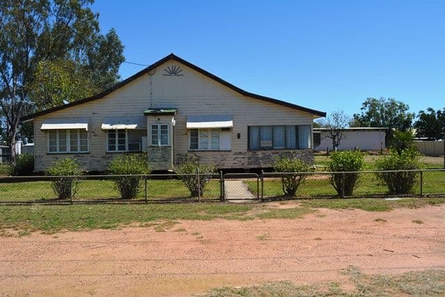 8 Acacia Street, Blackall QLD 4472, Blackall - Image 1