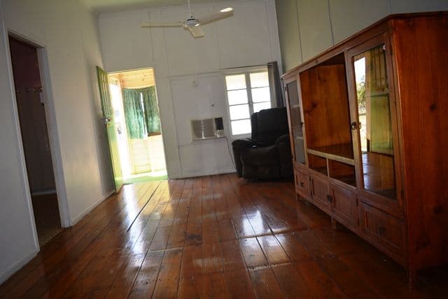 8 Acacia Street, Blackall QLD 4472, Blackall - Thumbnail 8