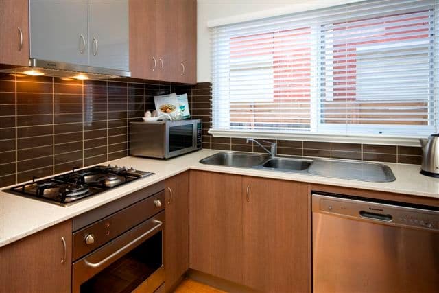 129 Beaconsfield Parade, NORTHCOTE VIC 3070, Northcote - Thumbnail 4