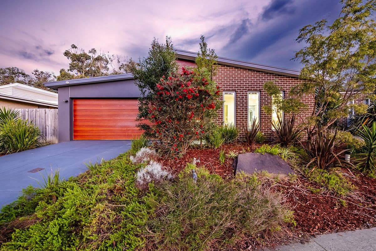10 Warrenwood Place, Langwarrin VIC 3910, Langwarrin - Image 1