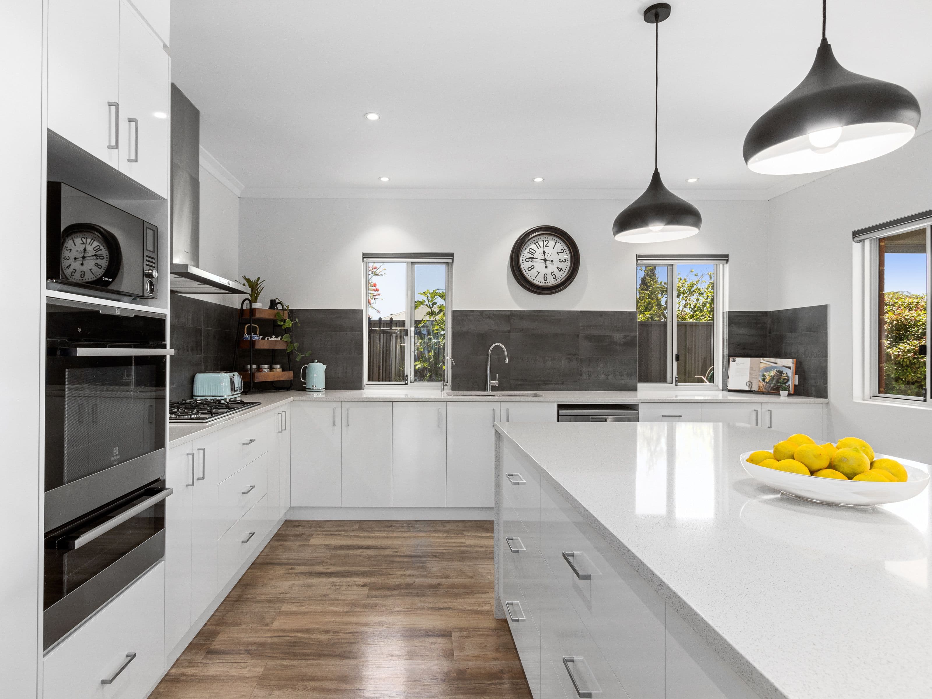 32 Marsh Avenue, Manning WA 6152, Manning - Thumbnail 2