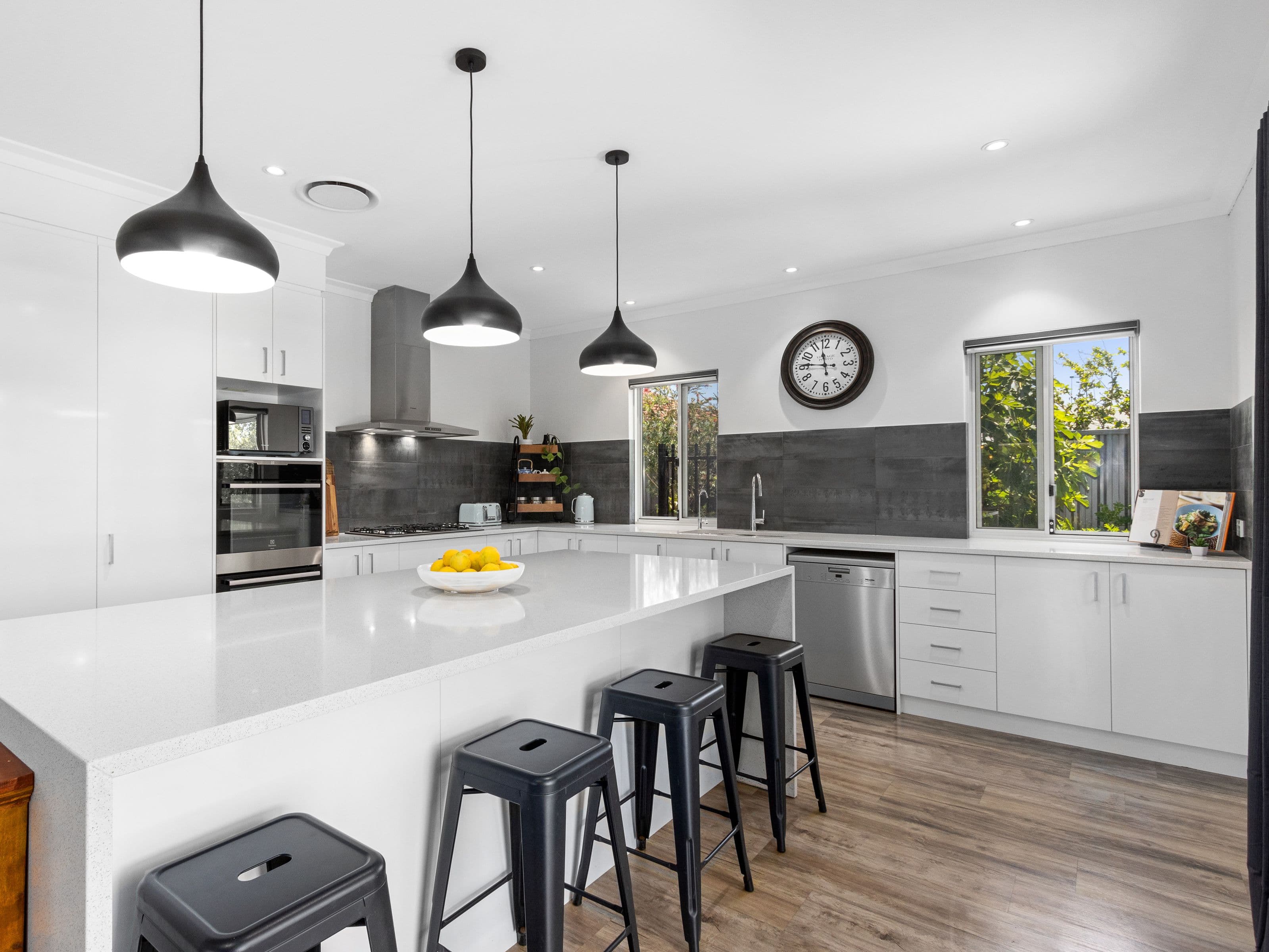 32 Marsh Avenue, Manning WA 6152, Manning - Thumbnail 3