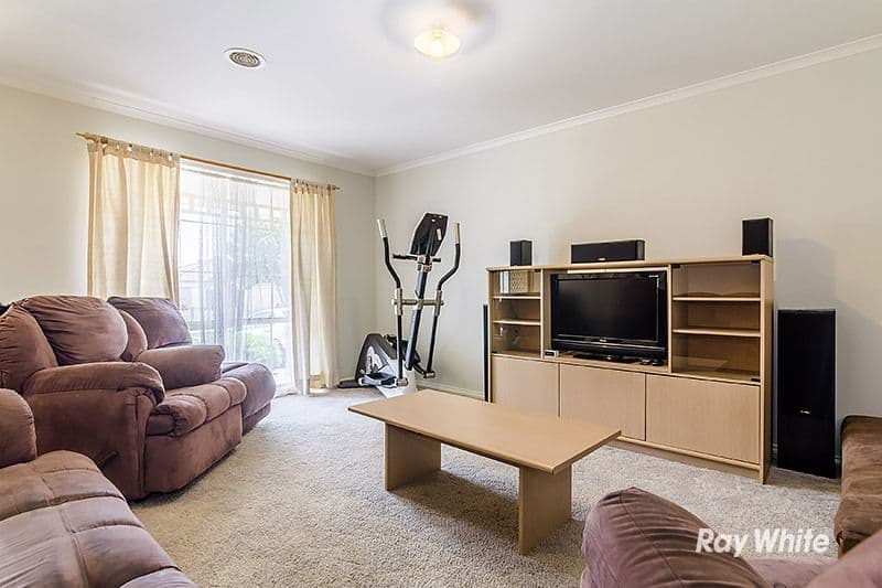 9 Greenbriar Way, Cranbourne West VIC 3977, Cranbourne West - Thumbnail 6