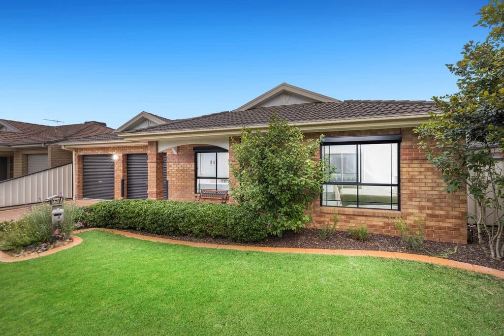 44 Macadamia Grove, Werribee VIC 3030, Werribee - Thumbnail 2