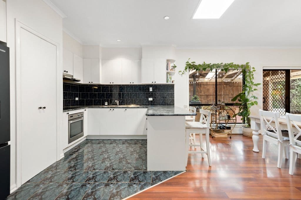 44 Macadamia Grove, Werribee VIC 3030, Werribee - Thumbnail 6