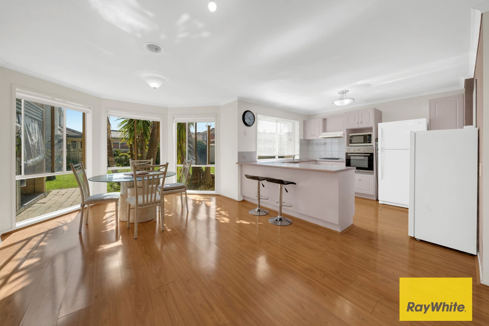 99 Strathaird Drive, Narre Warren South VIC 3805, Narre Warren South - Thumbnail 4
