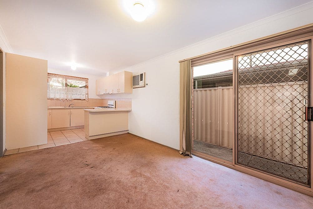 220-222 Monahans Road, Cranbourne VIC 3977, Cranbourne - Thumbnail 4