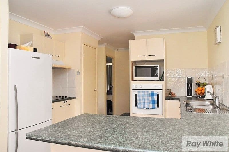 2 Rincon Street, Heritage Park QLD 4118, Heritage Park - Thumbnail 2