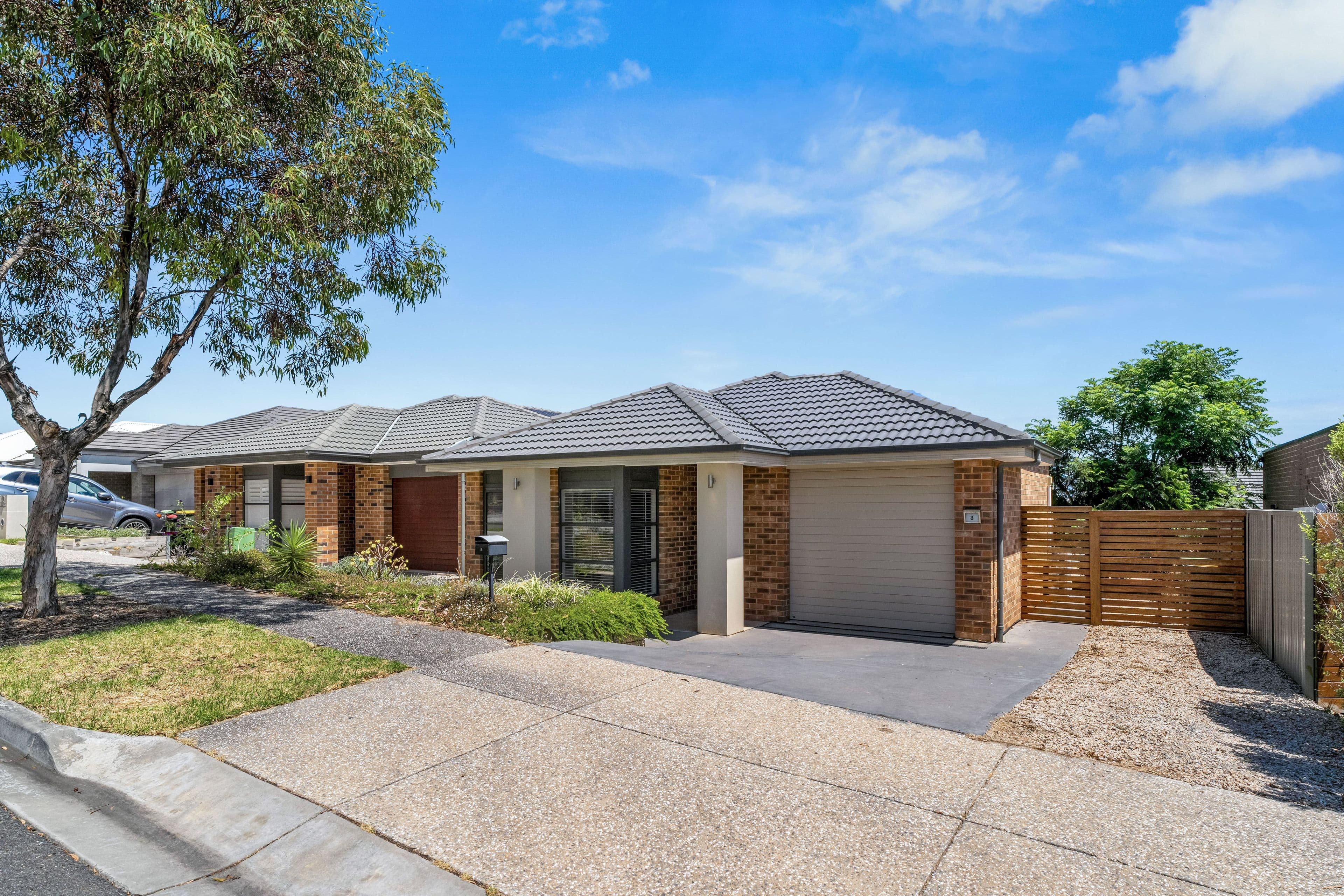 8 Robe Street, Seaford Heights SA 5169, Seaford Heights - Thumbnail 2