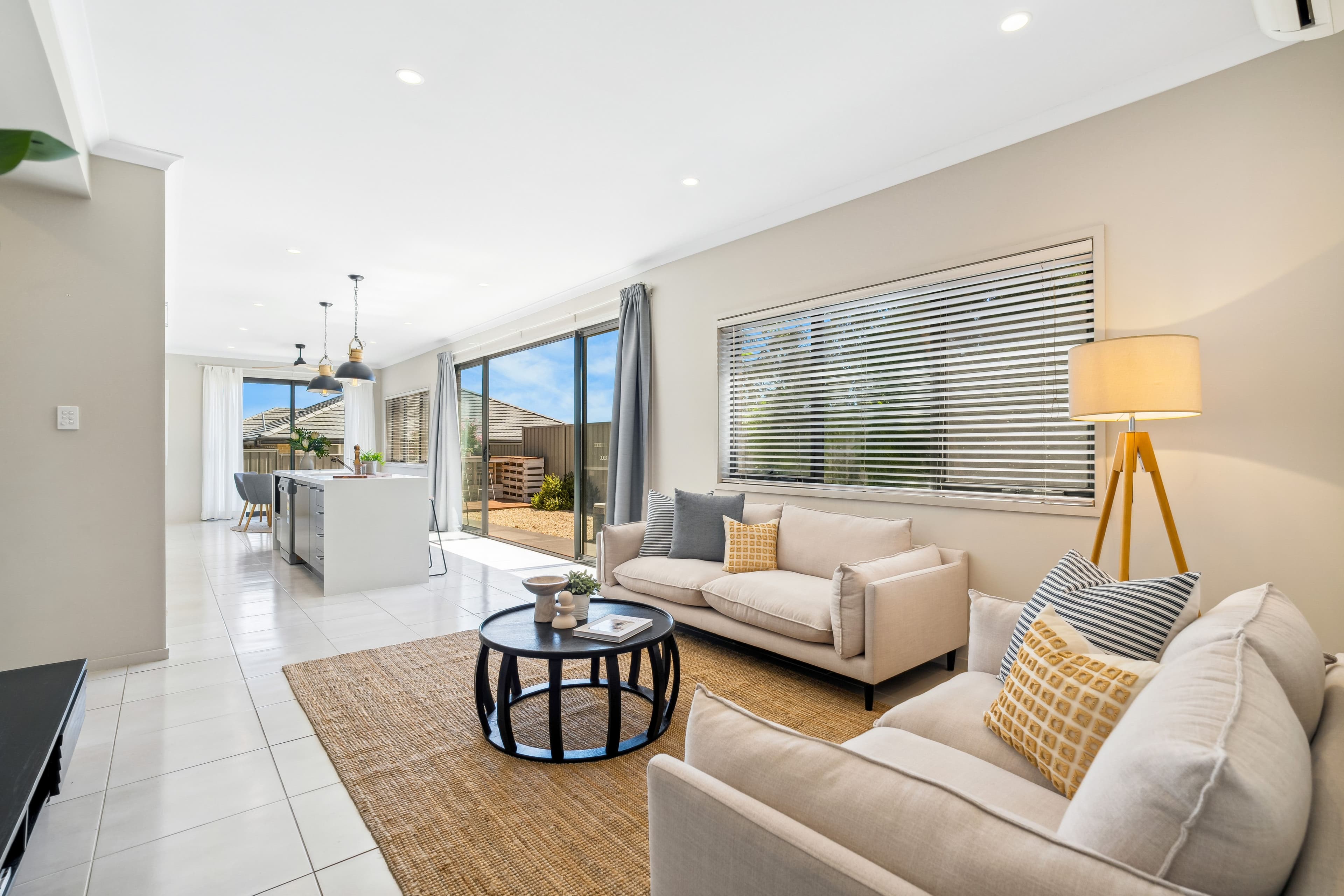 8 Robe Street, Seaford Heights SA 5169, Seaford Heights - Thumbnail 4