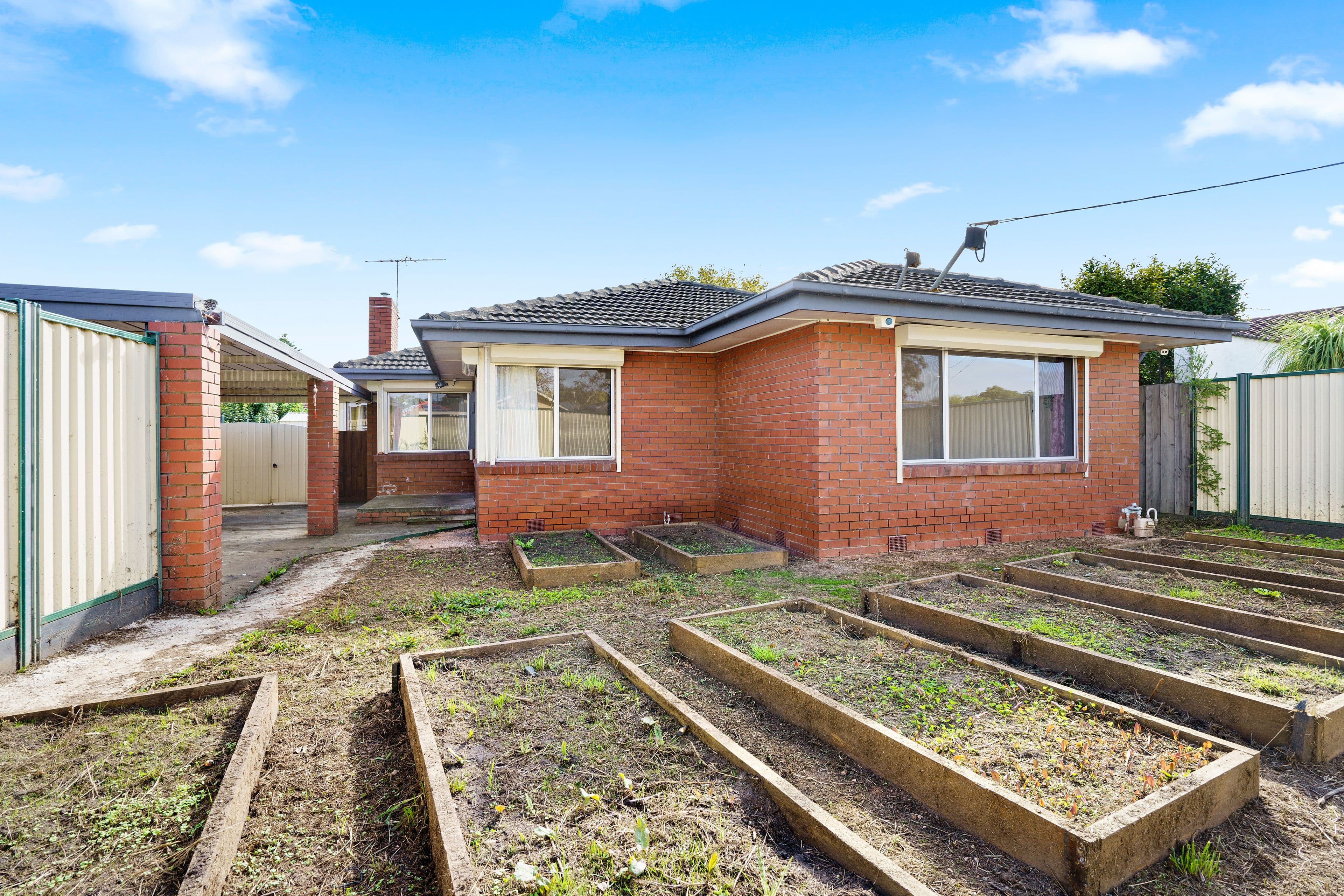 37 Ross Road, Altona North - Thumbnail 3