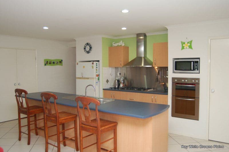 9 Isabella Court, HERITAGE PARK QLD 4118, Heritage Park - Thumbnail 6
