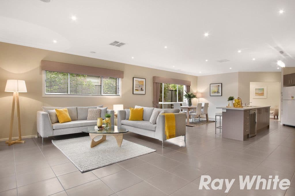 11 Bonneville Parade, Pakenham VIC 3810, Pakenham - Thumbnail 8