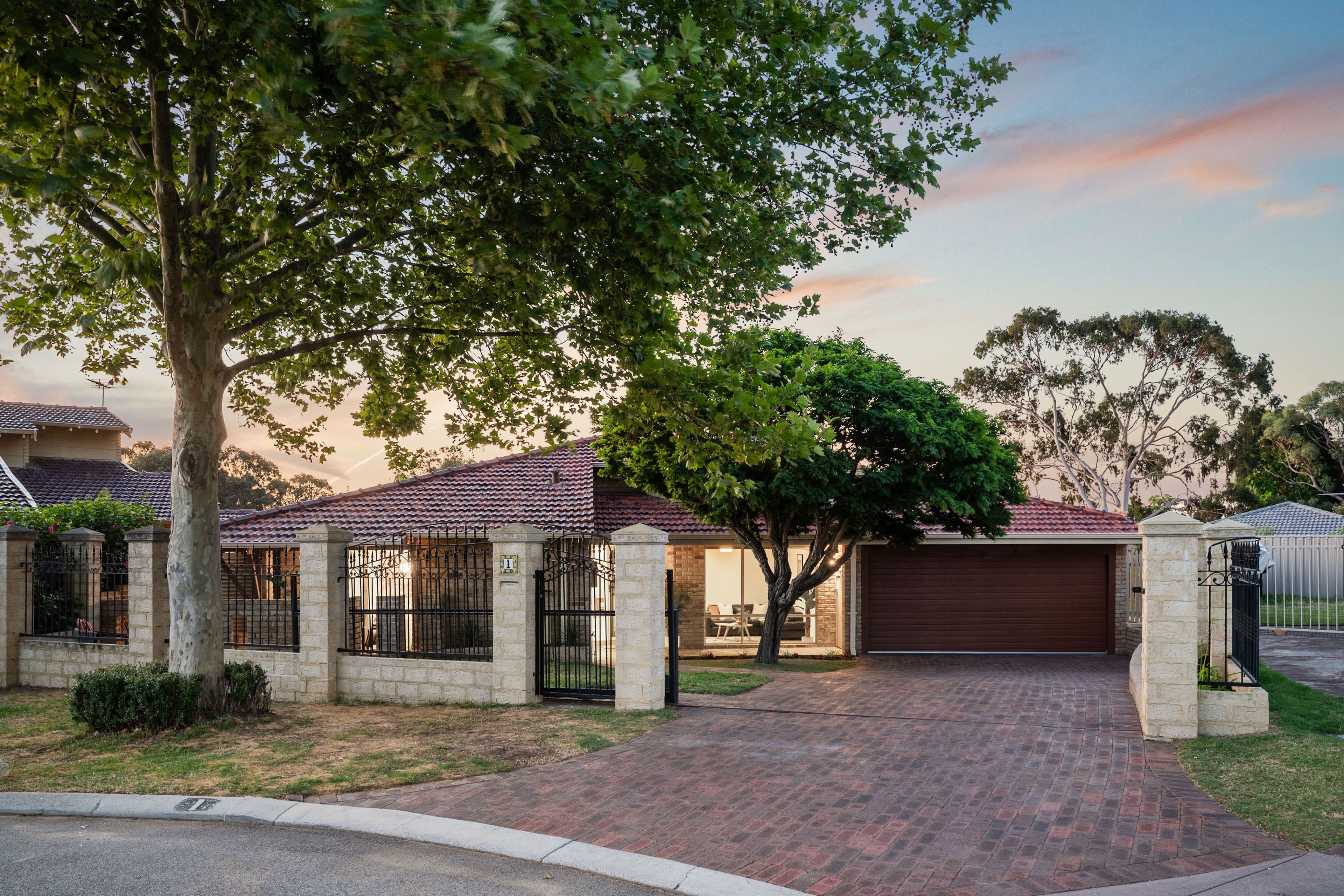 1 Lyndale Street, Gwelup WA 6018, Gwelup - Thumbnail 2