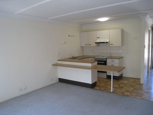 16 McCulla Street, SHERWOOD QLD 4075, Sherwood - Thumbnail 5