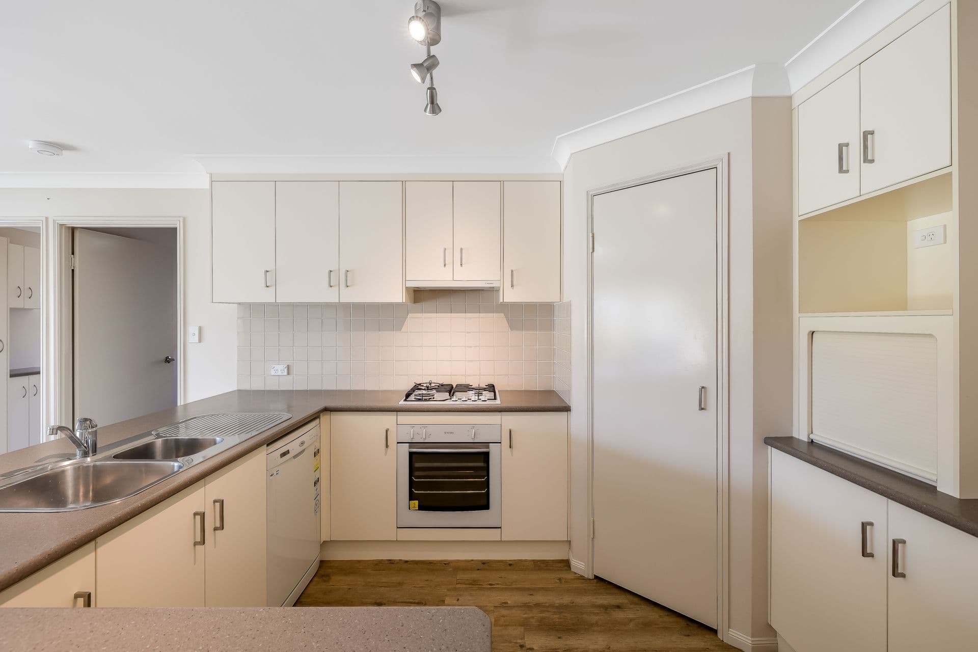 47 Sunset Drive, Glenvale QLD 4350, Glenvale - Thumbnail 6