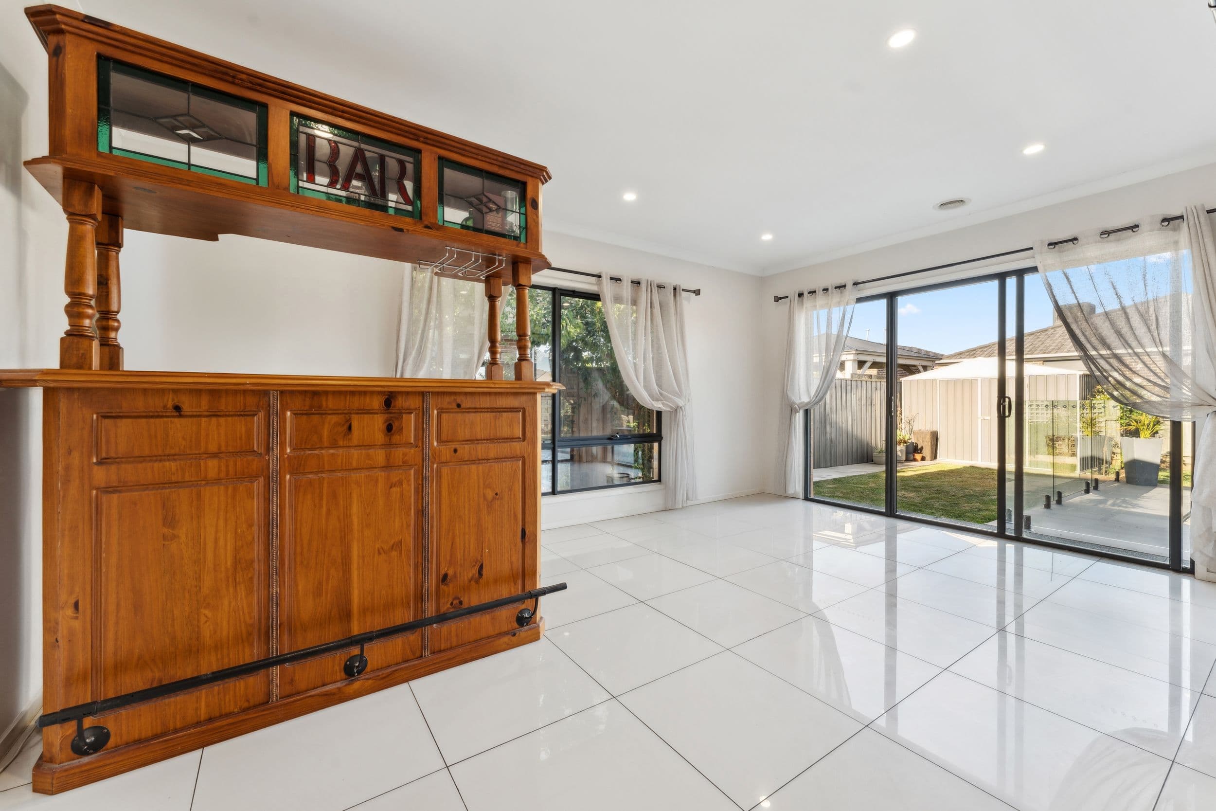 87 Treeve Parkway, Werribee VIC 3030, Werribee - Thumbnail 5