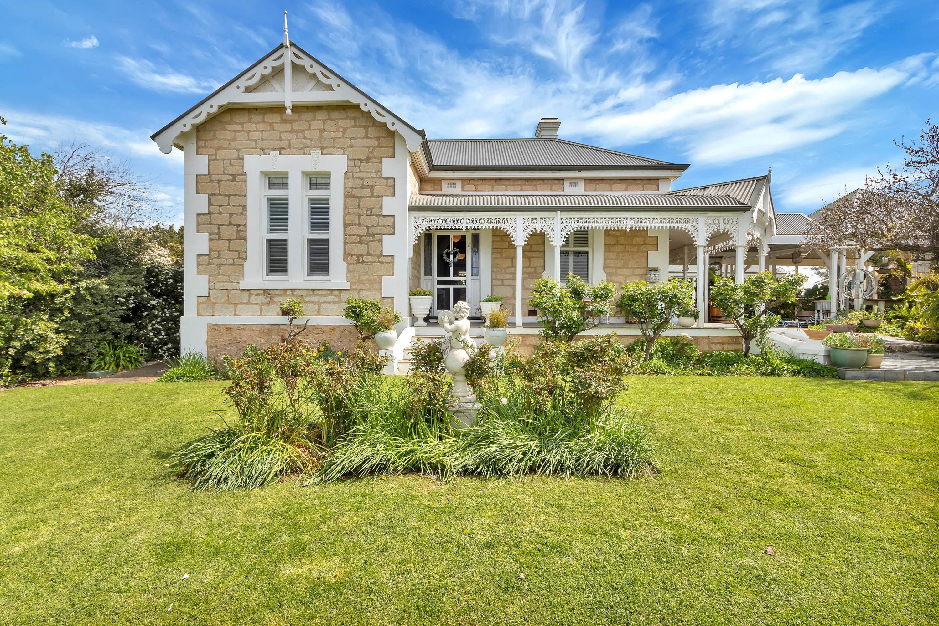 6 Howard Street, Angaston SA 5353, Angaston - Image 1