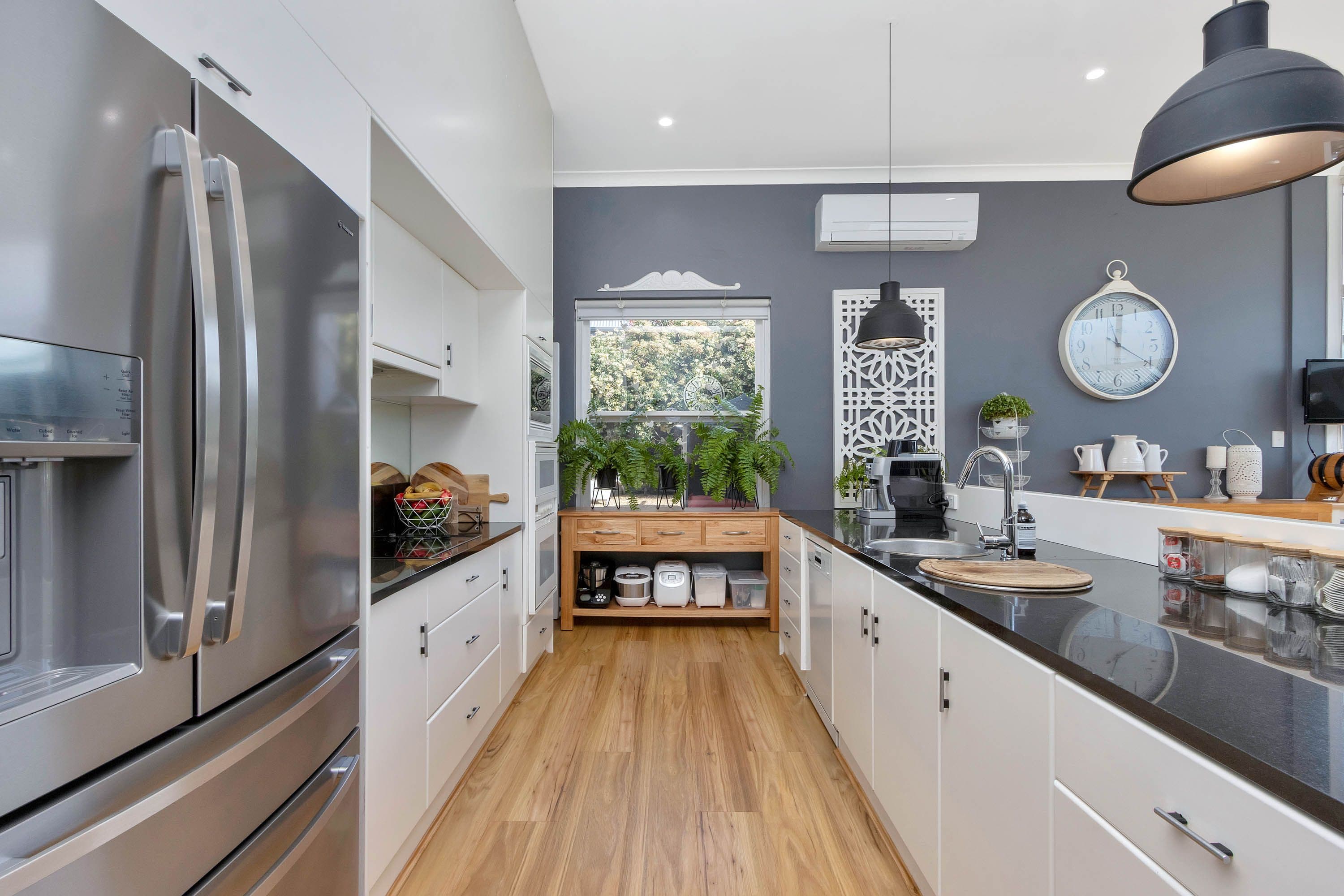6 Howard Street, Angaston SA 5353, Angaston - Thumbnail 2