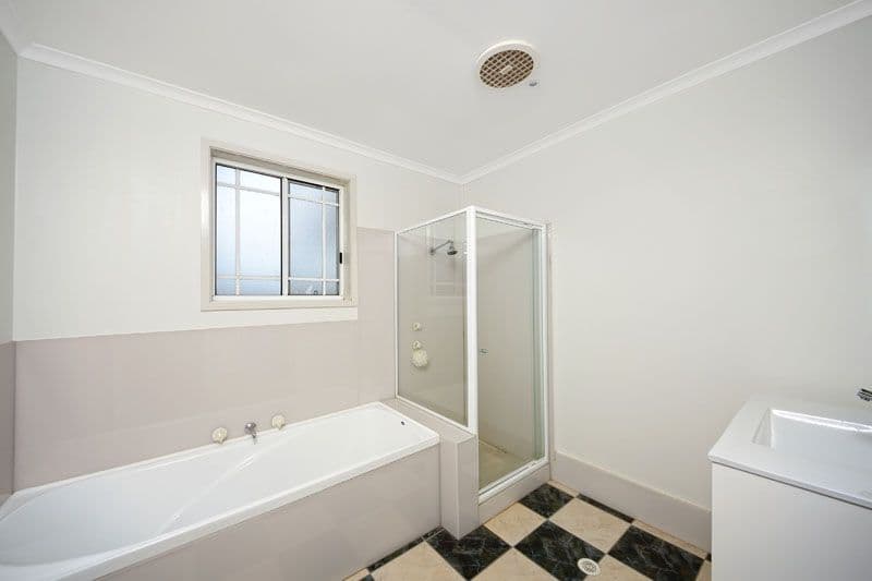 33 Bishop Road, MENAI NSW 2234, Menai - Thumbnail 4