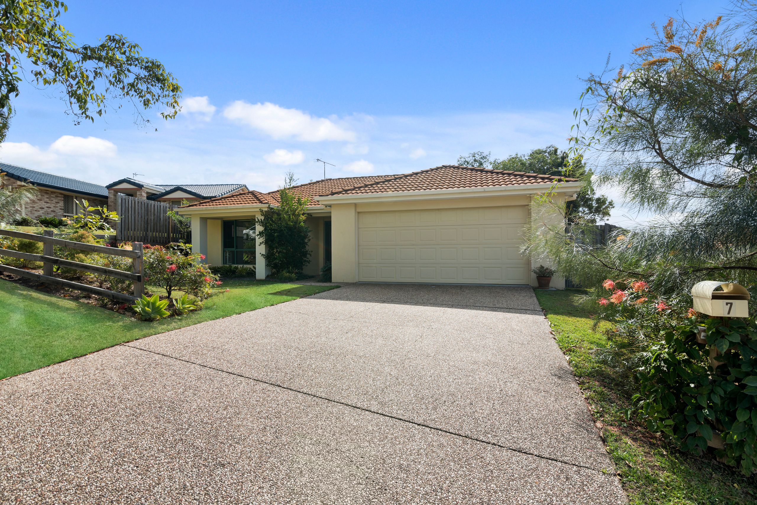 7 Leopard Avenue, Elanora QLD 4221, Elanora - Thumbnail 7