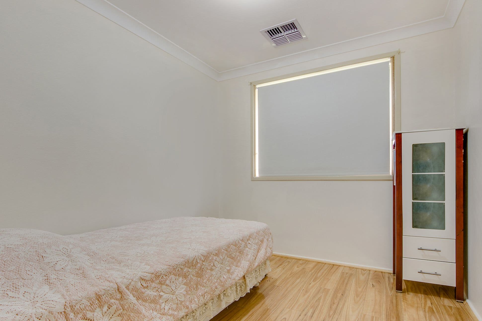 17 Davy Place, St Helens Park - Thumbnail 7