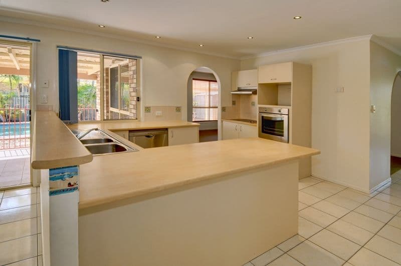 11 Dracena Court, CURRIMUNDI QLD 4551, Currimundi - Thumbnail 6