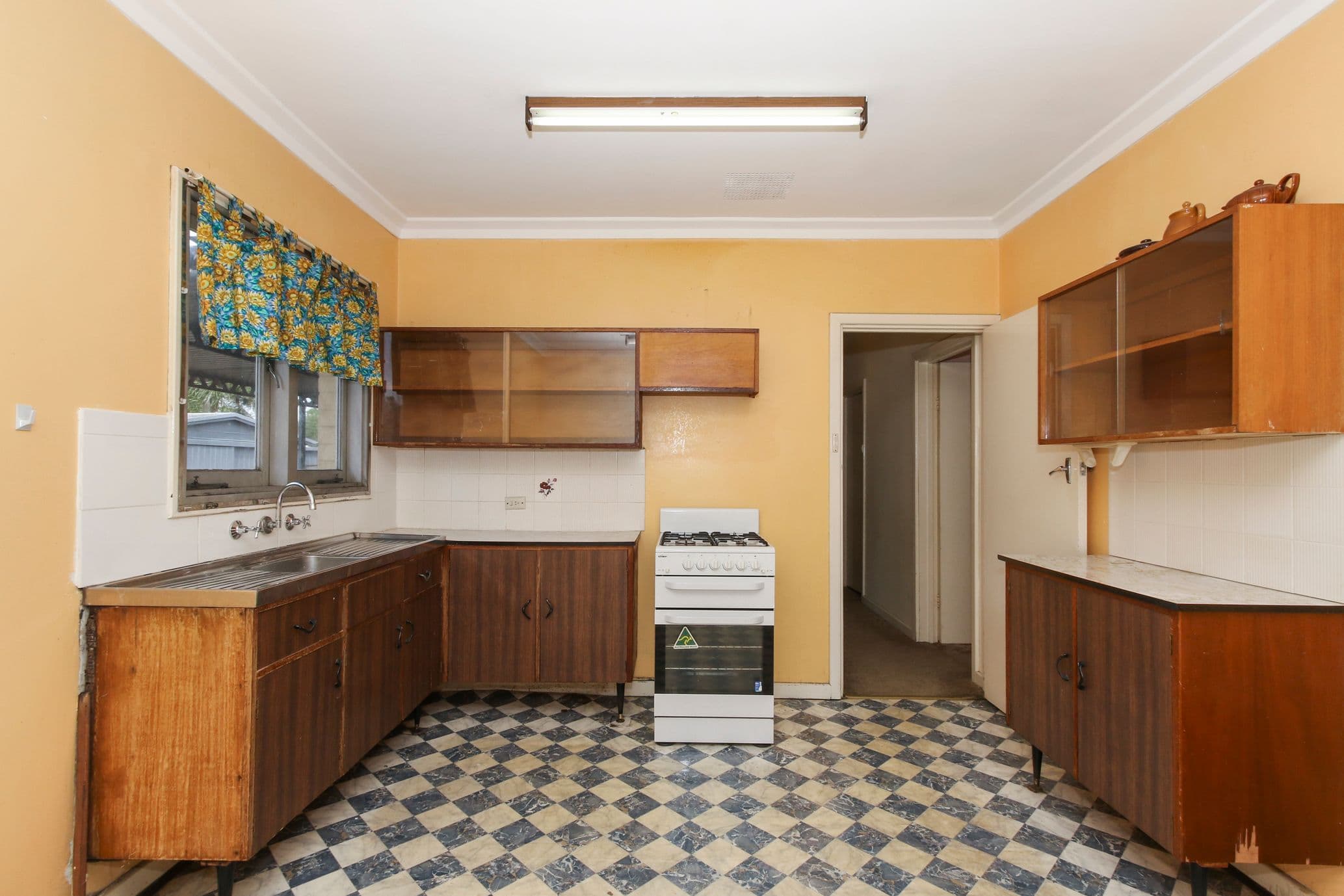 53 Virginia Avenue, Maddington WA 6109, Maddington - Thumbnail 2