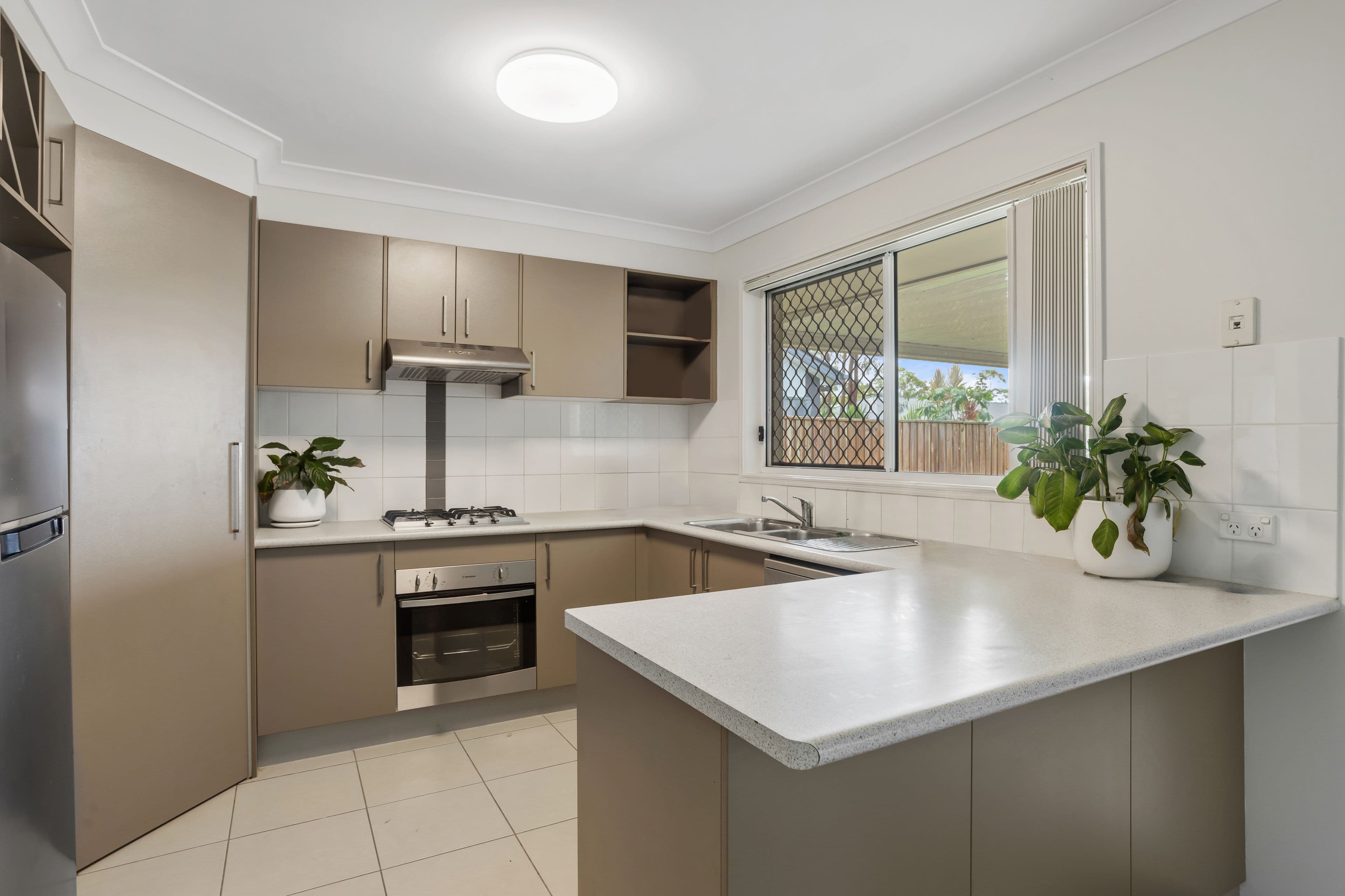 11 Mackenzie Street, Coomera QLD 4209, Coomera - Thumbnail 2