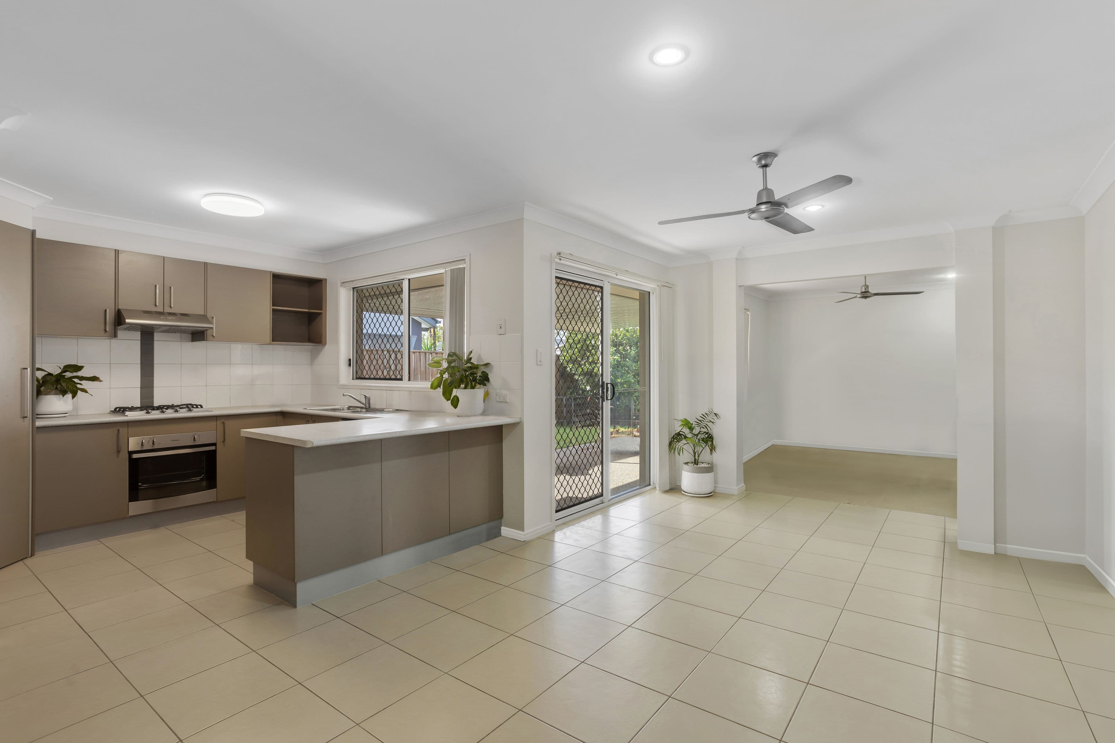 11 Mackenzie Street, Coomera QLD 4209, Coomera - Thumbnail 3