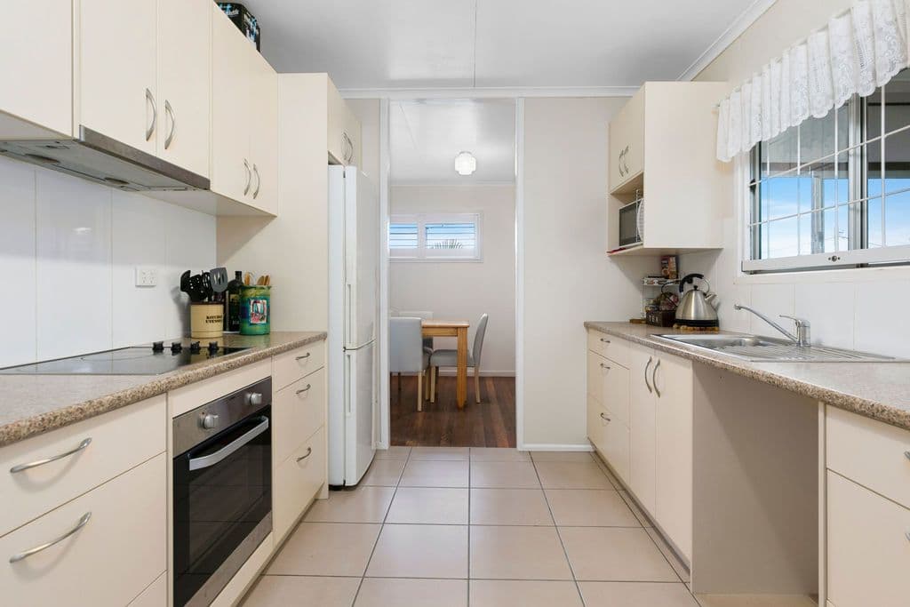 44 Althea Street, Salisbury QLD 4107, Salisbury - Thumbnail 4