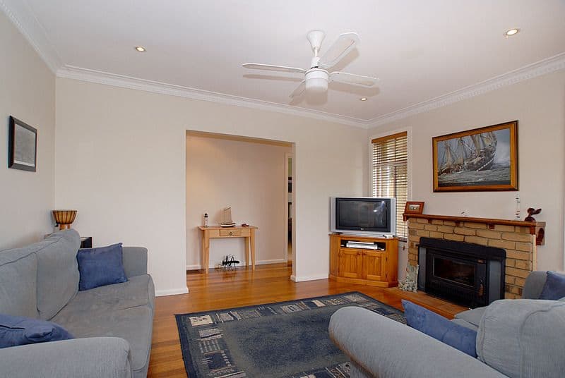 17 Devenish Road, BORONIA VIC 3155, Boronia - Thumbnail 3