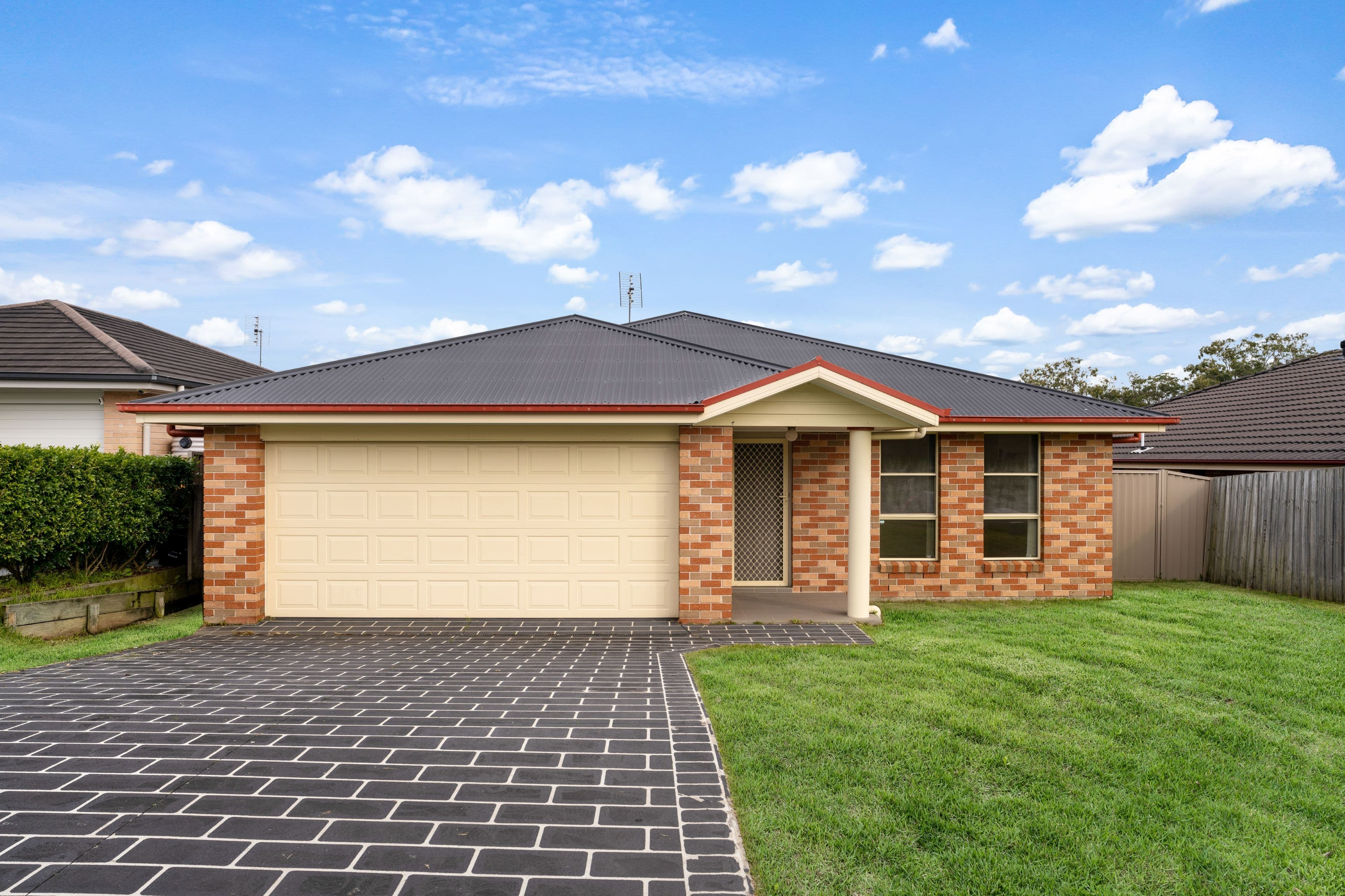 25 Snapdragon Crescent, Hamlyn Terrace NSW 2259, Hamlyn Terrace - Thumbnail 2