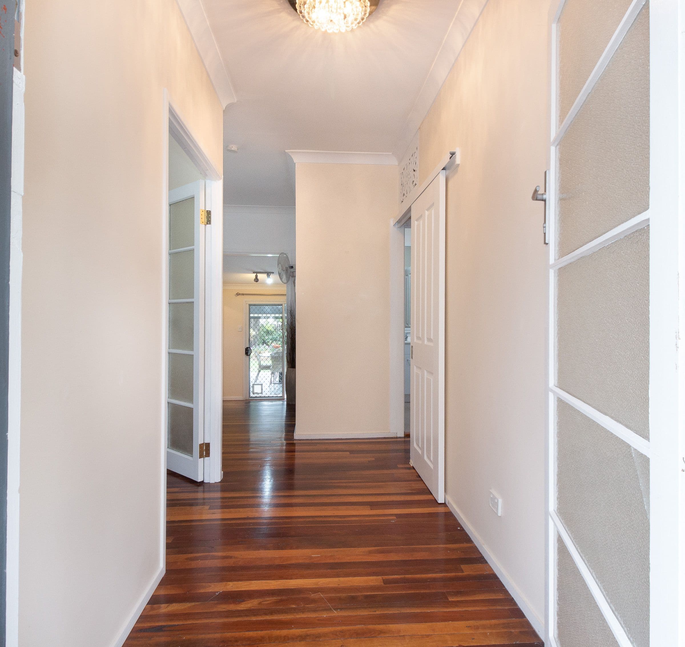 37 Old Logan Road, Gailes QLD 4300, Gailes - Thumbnail 2