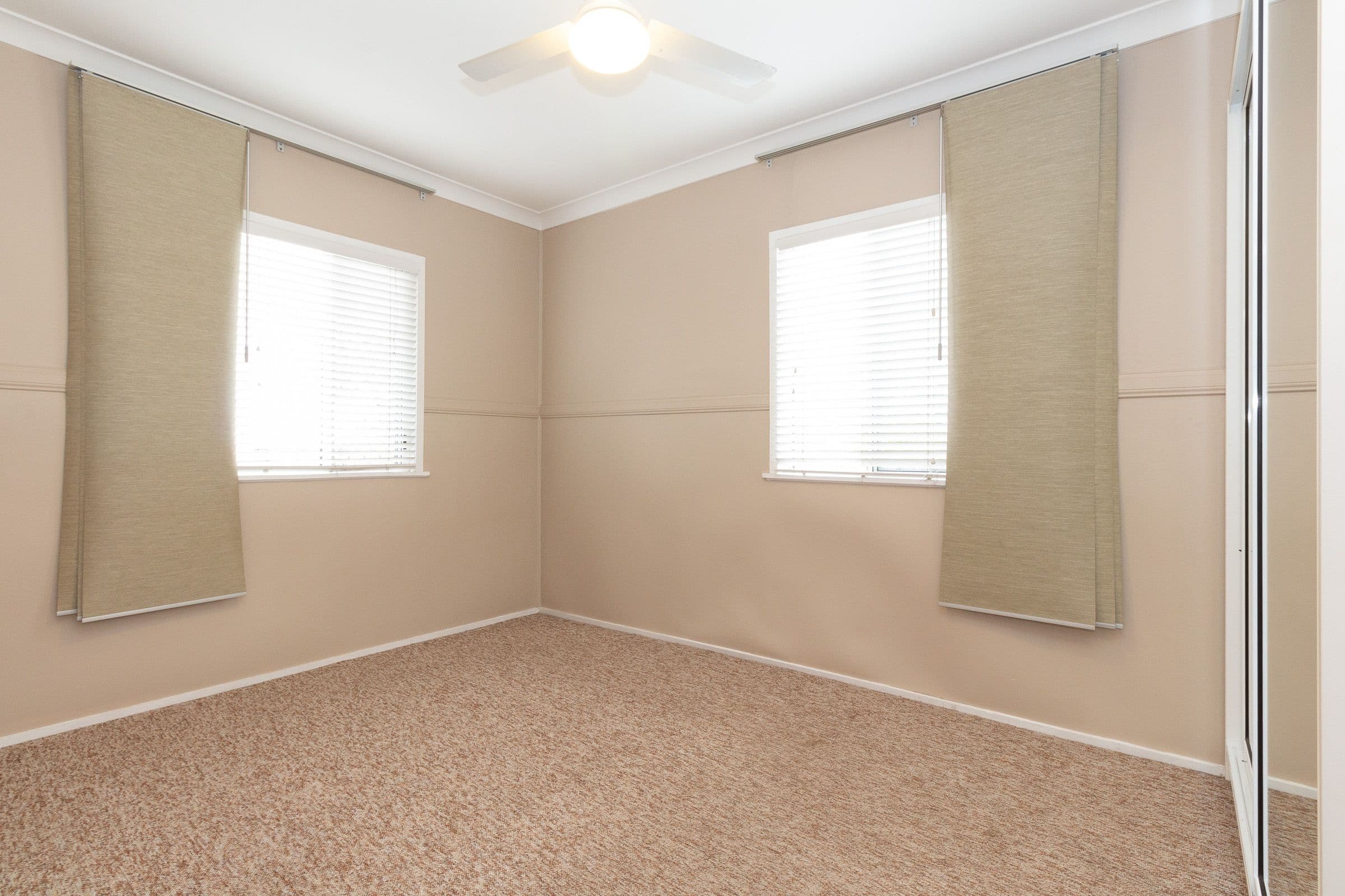 37 Old Logan Road, Gailes QLD 4300, Gailes - Thumbnail 6